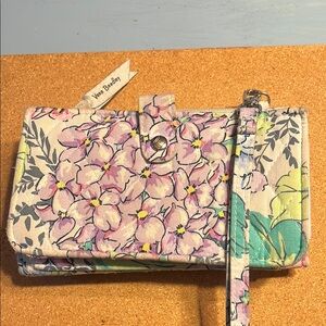 EUC!!! Vera Bradley Pink and Green Floral Clutch Wristlet. Green & Pink Floral